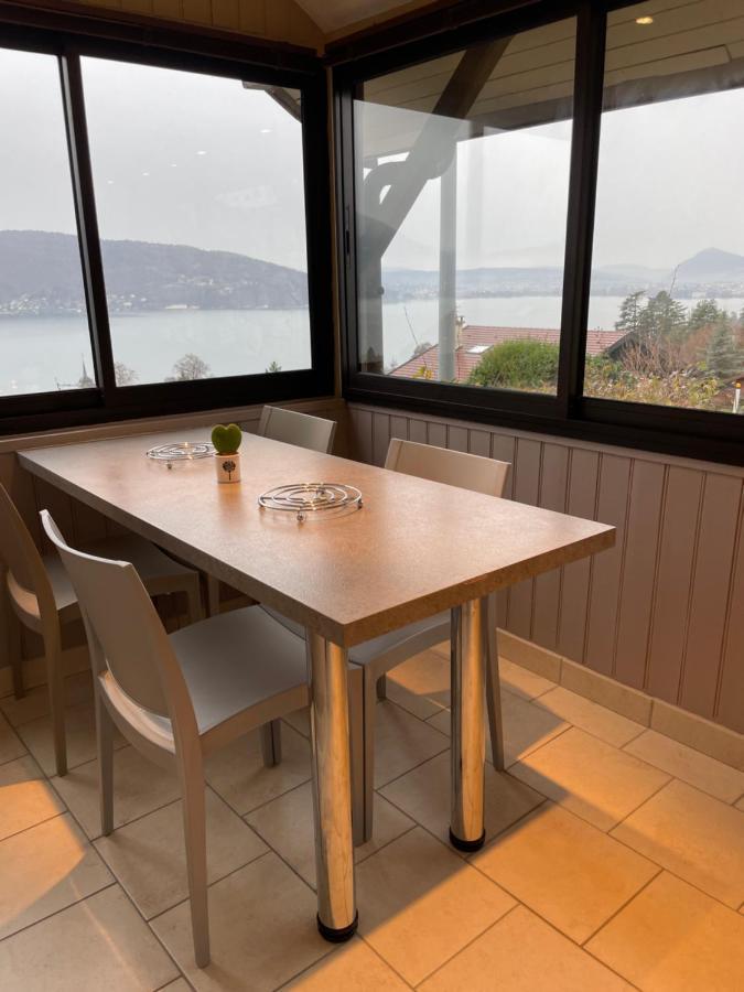 Maisonnette Vue Panoramique D'annecy Hébergement de vacances Veyrier-du-Lac